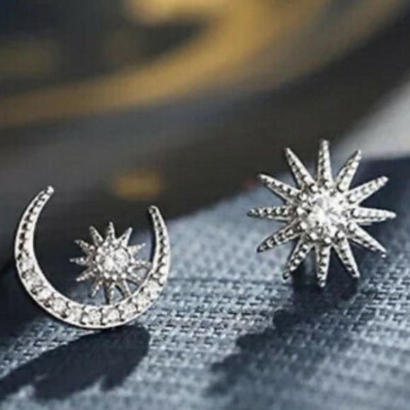 Jewelry - New Sterling silver stud earrings